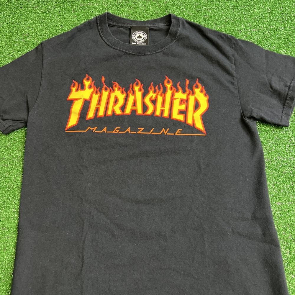Thrasher Magazine Skateboard T-Shirt Black Short Sleeve W/ Flames Mens Small